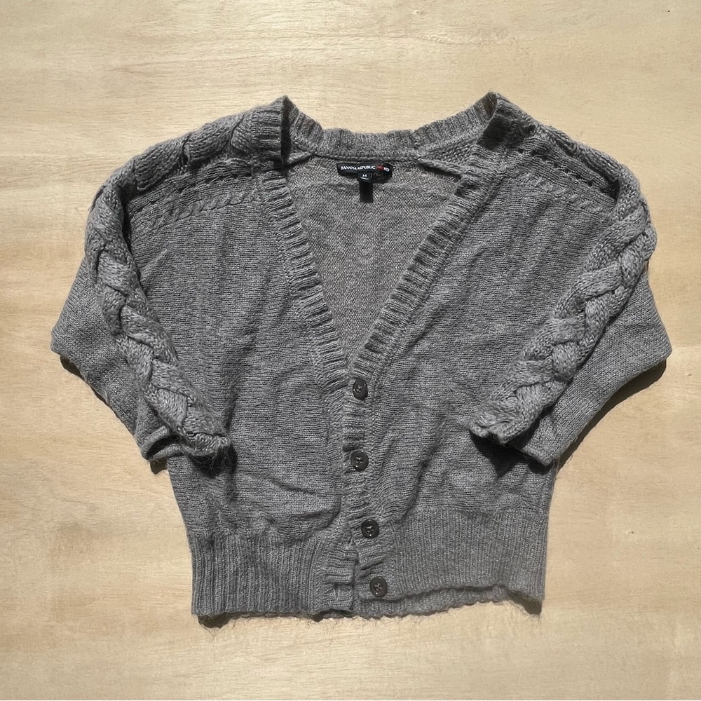 Banana Republic Mad Men Grey Crewneck Cardigan Button Up 3/4 Sleeve Casual Comfy